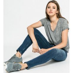 Lee - Jeansy Jodee. Niebieskie jeansy damskie rurki marki Lee, z aplikacjami, z bawełny. W wyprzedaży za 269,90 zł.