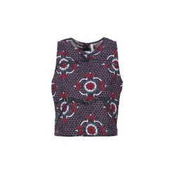 Topy na ramiączkach / T-shirty bez rękawów Pepe jeans GALA. Bluzki damskie Pepe Jeans, l, bez wzorów, z jeansu, bez kołnierzyka. W wyprzedaży za 202,30 zł.