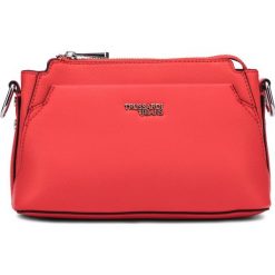 Trussardi Jeans Berry Medium Cross body bag Czerwony. Czerwone torebki klasyczne damskie Trussardi Jeans, w paski, z jeansu, bez dodatków. Za 521,95 zł.