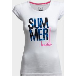 T-shirt damski TSD618 - biały - Outhorn. Białe koszulki damskie Outhorn, na imprezę, bez wzorów, z bawełny, bez kołnierzyka, bez rękawów. W wyprzedaży za 29,99 zł.