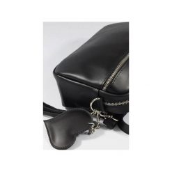 Skórzana my F. black classic. Czarne torebki klasyczne damskie Fabiola, bez wzorów, ze skóry, klasyczne, duże, bez dodatków. Za 188,00 zł.