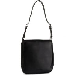 Torebka CALVIN KLEIN - Punched Hobo K60K606043 BDS. Czarne listonoszki damskie Calvin Klein, bez wzorów, ze skóry ekologicznej, bez dodatków. Za 579,00 zł.