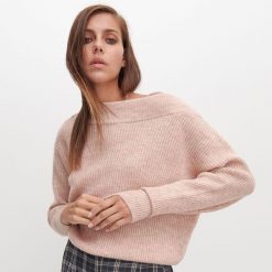 Sweter z luźnym splotem - Różowy. Różowe swetry damskie Reserved, s, bez wzorów, ze splotem, bez rękawów, bez kaptura. Za 99,99 zł.