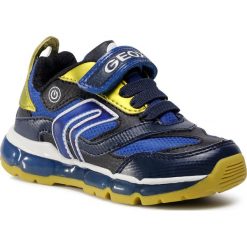 Sneakersy GEOX - J Android B. B J0444B 0CEFU C0749 M Navy/Lime. Niebieskie trampki chłopięce Geox, bez wzorów, ze skóry ekologicznej, na rzepy. Za 259,00 zł.