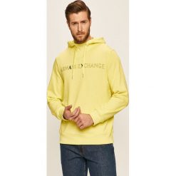 Armani Exchange - Bluza. Żółte bluzy męskie Armani Exchange, xl, z nadrukiem, z elastanu, z kapturem, bez rękawów, z kapturem. W wyprzedaży za 359,90 zł.
