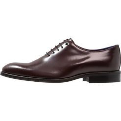 Azzaro WAYER Eleganckie buty bordeaux. Czerwone buty wizytowe męskie Azzaro, z materiału, na sznurówki. Za 629,00 zł.