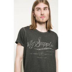 T-shirty męskie z nadrukiem: Sublevel – T-shirt