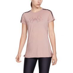 Under Armour Armour Sport Koszulka Różowy. Różowe topy damskie Under Armour, l, z nadrukiem, z elastanu, z krótkim rękawem. Za 171,95 zł.