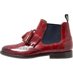 Melvin & Hamilton SELINA Ankle boot ruby. Czerwone botki damskie marki Melvin & Hamilton, ze skóry, bez obcasa, bez zapięcia. Za 759,00 zł.