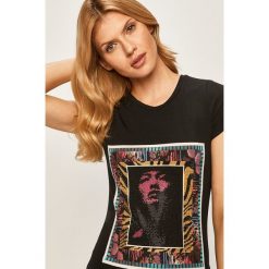 Roberto Cavalli Sport - T-shirt. Czarne topy damskie Roberto Cavalli Sport, s, z aplikacjami, z elastanu, z krótkim rękawem. W wyprzedaży za 749,90 zł.