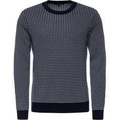 Sweter MICHAEL Michael Kors CU96KSF469. Niebieskie swetry męskie MICHAEL Michael Kors, xl, bez wzorów, klasyczne, z klasycznym kołnierzykiem, bez kaptura. W wyprzedaży za 309,00 zł.