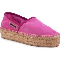 Espadryle LOVE MOSCHINO - JA10493G0AJEF604 Fuxia. Różowe espadryle damskie Love Moschino, na co dzień, bez wzorów, ze skóry, bez obcasa, na koturnie, bez zapięcia. Za 489,00 zł.