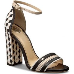 Rzymianki damskie: Sandały ELISABETTA FRANCHI – SA-320-2519-V322 Nero/Nudo 539