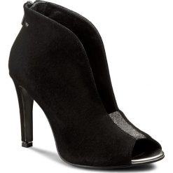 Szpilki WOJAS - 7552-61 Czarny. Czarne buty zimowe damskie marki Wojas, ze skóry. W wyprzedaży za 259,00 zł.