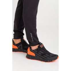SNEAKERSY EA7 Emporio Armani. Czarne sneakersy męskie EA7 Emporio Armani, bez zapięcia. Za 849,00 zł.