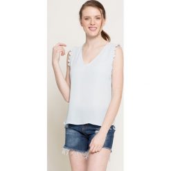 Vero Moda - Top. Niebieskie topy damskie marki Vero Moda, s, z poliesteru. W wyprzedaży za 39,90 zł.