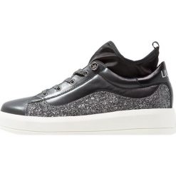 Liu Jo Jeans KIM Sneakersy wysokie black. Czarne trampki i tenisówki damskie marki Liu Jo Jeans, z jeansu. Za 719,00 zł.