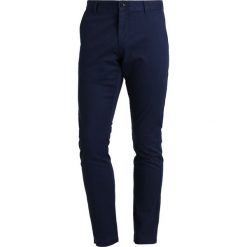 Chinosy męskie: DOCKERS Chinosy pembroke