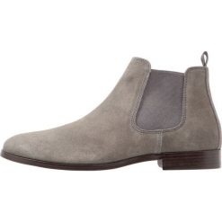 Pier One Botki grey. Szare buty zimowe męskie Pier One, z materiału. Za 249,00 zł.
