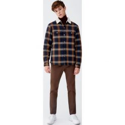 Spodnie chinosy skinny fit. Brązowe spodnie męskie Pull&Bear, m, bez wzorów. Za 109,00 zł.