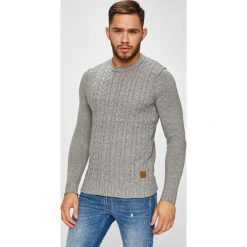 Jack & Jones - Sweter. Szare swetry klasyczne męskie Jack & Jones, m, z bawełny, z okrągłym kołnierzem. W wyprzedaży za 149,90 zł.