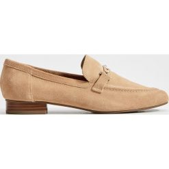 Lordsy z naturalnego zamszu - Beżowy. Brązowe lordsy damskie Mohito, bez obcasa. Za 179,99 zł.