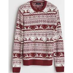 Sweter z motywem zimowym - Czerwony. Czerwone swetry klasyczne męskie marki Reserved, l. Za 99,99 zł.