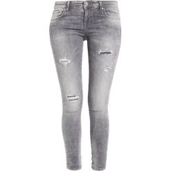 LTB MINA Jeansy Slim Fit silvermoon wash. Szare rurki damskie marki LTB. W wyprzedaży za 223,20 zł.