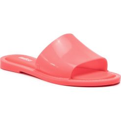 Klapki MELISSA - Soul Ad 32343 Neon Orange 06713. Pomarańczowe klapki damskie Melissa, bez wzorów, z tworzywa sztucznego, bez obcasa, na obcasie. W wyprzedaży za 189,00 zł.