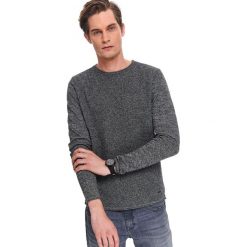 Sweter gładki. Szare swetry męskie Top Secret, na wiosnę, xl, z aplikacjami, z bawełny, z okrągłym kołnierzem, bez kaptura. W wyprzedaży za 79,99 zł.