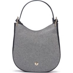 Tommy Hilfiger Core Torebka Szary. Szare torebki klasyczne damskie TOMMY HILFIGER, w paski, z materiału, bez dodatków. Za 738,95 zł.