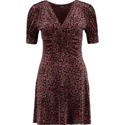 Sukienki: Topshop BIZZYLIZZY TEA Sukienka z dżerseju magenta