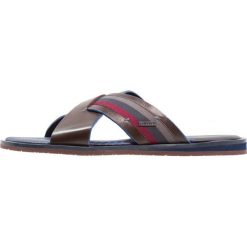 Klapki męskie: Ted Baker FARRULL Klapki brown