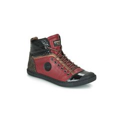 Buty Pataugas BANJOU. Czerwone trampki i tenisówki damskie Pataugas, bez wzorów, bez zapięcia. Za 649,00 zł.