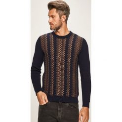 Premium by Jack&Jones - Sweter. Niebieskie swetry męskie Premium by Jack&Jones, m, bez wzorów, z bawełny, z okrągłym kołnierzem, bez kaptura. W wyprzedaży za 139,90 zł.