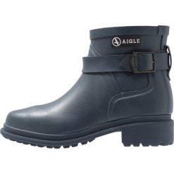 Aigle MACADAMES LOW Kalosze ardoise. Niebieskie buty zimowe damskie Aigle, z materiału. Za 479,00 zł.