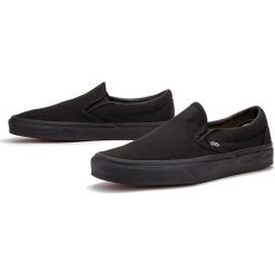 VANS CLASSIC SLIP-ON > VN000EYEBKA1. Trampki męskie Vans, bez wzorów, z materiału, street, bez zapięcia. W wyprzedaży za 229,99 zł.