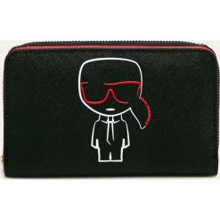 Karl Lagerfeld - Portfel. Czarne portfele damskie KARL LAGERFELD, bez wzorów, ze skóry ekologicznej. W wyprzedaży za 429,90 zł.