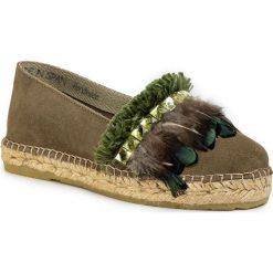 Espadryle QUAZI - QZ-50-04-000463 669. Zielone espadryle damskie QUAZI, na co dzień, z aplikacjami, z zamszu, bez obcasa, na płaskiej podeszwie, bez zapięcia. W wyprzedaży za 159,00 zł.