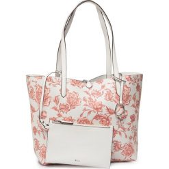 Torebka LAUREN RALPH LAUREN - Rvrsble Tote 431795329005 P Flrl/Vnl. Białe torebki klasyczne damskie Lauren Ralph Lauren, bez wzorów, ze skóry ekologicznej, klasyczne, duże, bez dodatków. W wyprzedaży za 559,00 zł.