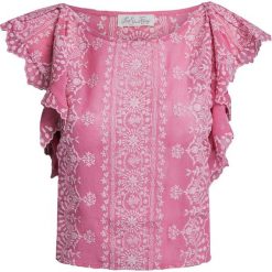Top LOVESHACKFANCY CELESTE. Różowe bluzki damskie LoveShackFancy, z haftami, z wiskozy, wakacyjne, z okrągłym kołnierzem. W wyprzedaży za 405,00 zł.