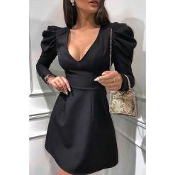 Sukienka ZERONA. Czarne sukienki damskie Sukienka ZERONA, s, bez wzorów, eleganckie, bez kołnierzyka, z krótkim rękawem, krótkie, mini. W wyprzedaży za 89,00 zł.
