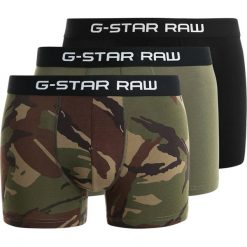GStar TACH TRUNK CAMO 3 PACK Panty black/sage/bright rovic green. Czarne bokserki męskie G-Star, z bawełny. Za 209,00 zł.