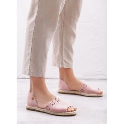 Różowe Espadryle Too Fast. Różowe espadryle damskie Born2be, z aplikacjami, bez obcasa, na płaskiej podeszwie. Za 89,99 zł.
