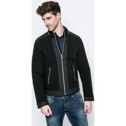 Guess Jeans - Kurtka. Czarne kurtki męskie bomber Guess Jeans, l, z elastanu, z kapturem. W wyprzedaży za 459,90 zł.