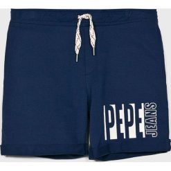 Pepe Jeans - Szorty dziecięce Otto 128-180 cm. Niebieskie spodenki chłopięce z bawełny, casualowe. W wyprzedaży za 89,90 zł.