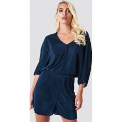Kombinezony eleganckie: Rut&Circle Plisowany kombinezon Lola - Navy