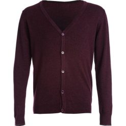 Ciemnofioletowy Kardigan Tomlinson. Fioletowe kardigany męskie Multu, s, bez wzorów. Za 54,99 zł.