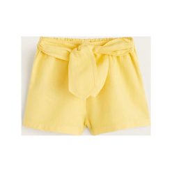 Mango Kids - Szorty dziecięce Leia 80-104 cm. Żółte spodenki dziewczęce Mango Kids, bez wzorów, z bawełny, casualowe. Za 69,90 zł.