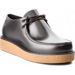 Półbuty MELISSA - Billy Creepers Ad 32318 Beige/Silver 52009. Szare półbuty damskie Melissa, bez wzorów, z tworzywa sztucznego, bez obcasa, na płaskiej podeszwie, bez zapięcia. W wyprzedaży za 299,00 zł.